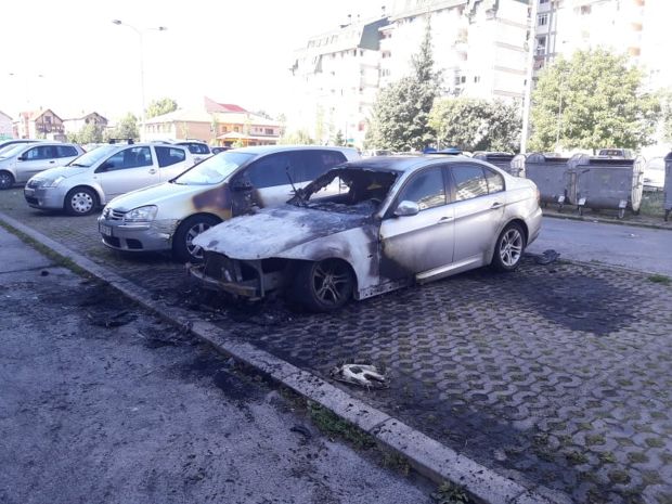 РАСВЕТЉЕНО ПАЉЕЊЕ АУТОМОБИЛА У НИШУ: Ухапшена двојица мушкараца